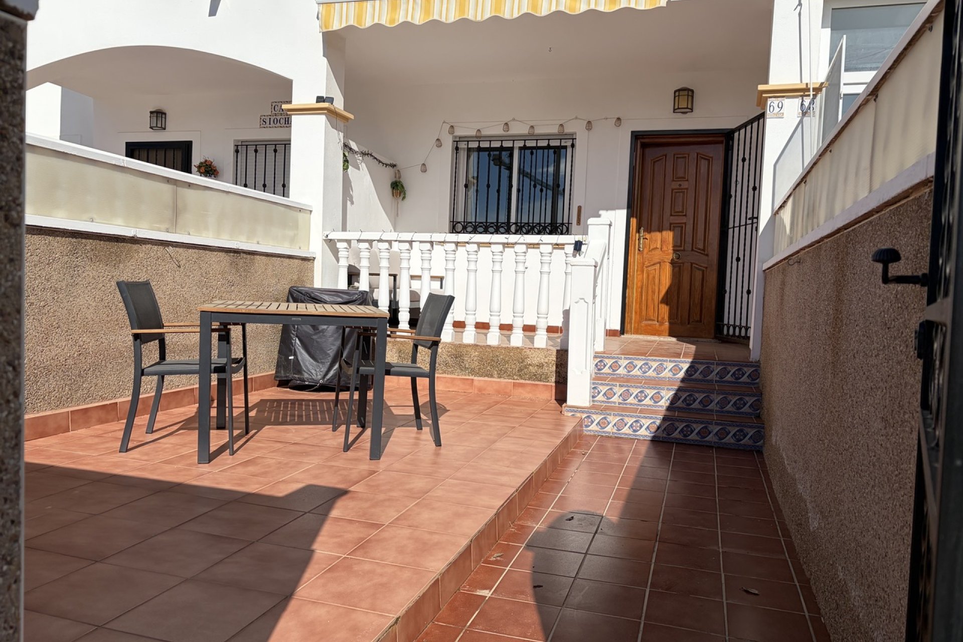 Wiederverkauf - Stadthaus -
Punta Prima