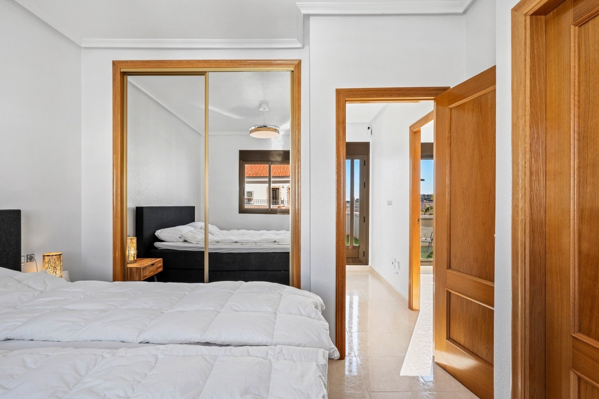 Wiederverkauf - Stadthaus -
San Miguel de Salinas