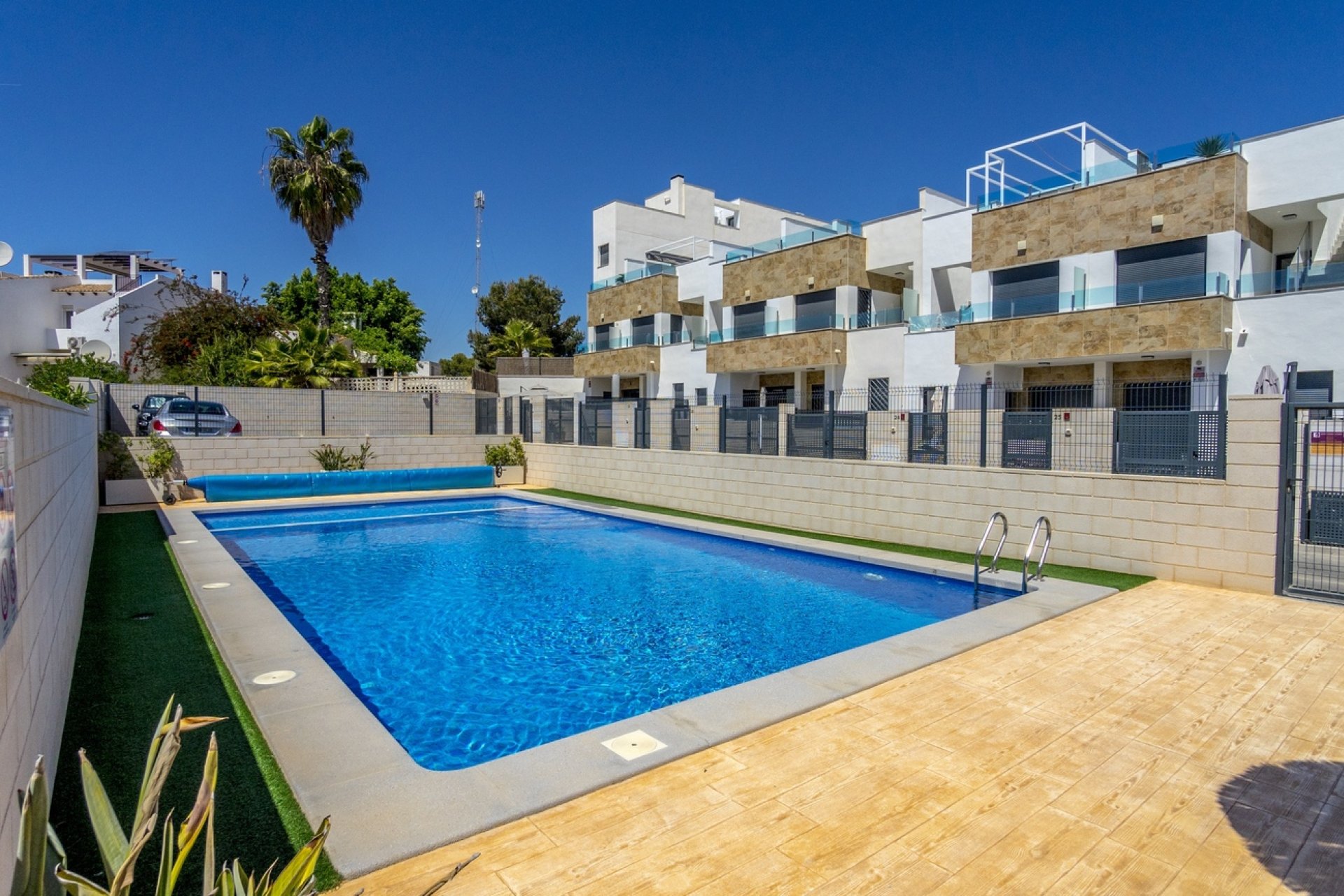 Wiederverkauf - Stadthaus -
Villamartín - Costa Blanca