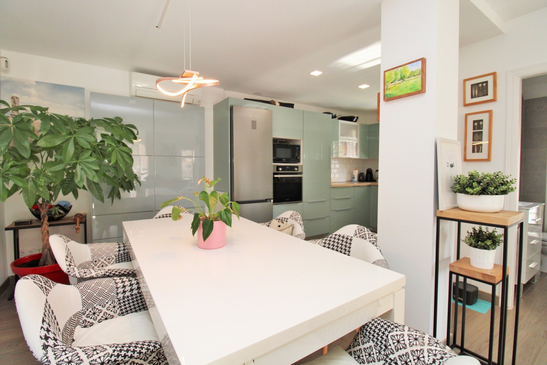 Wiederverkauf - Stadthaus -
Villamartín - Villamartin