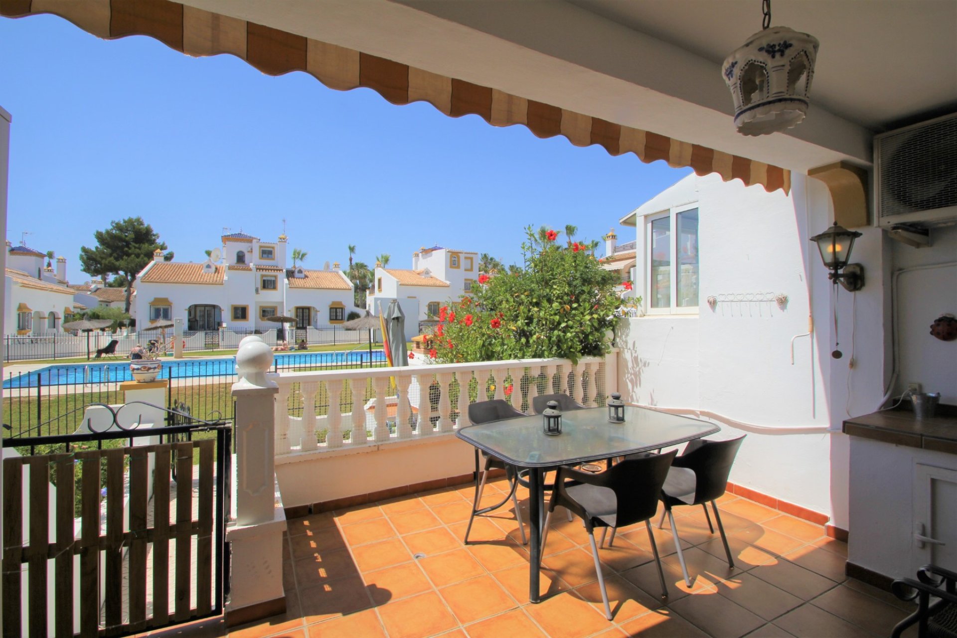 Wiederverkauf - Stadthaus -
Villamartín - Villamartin
