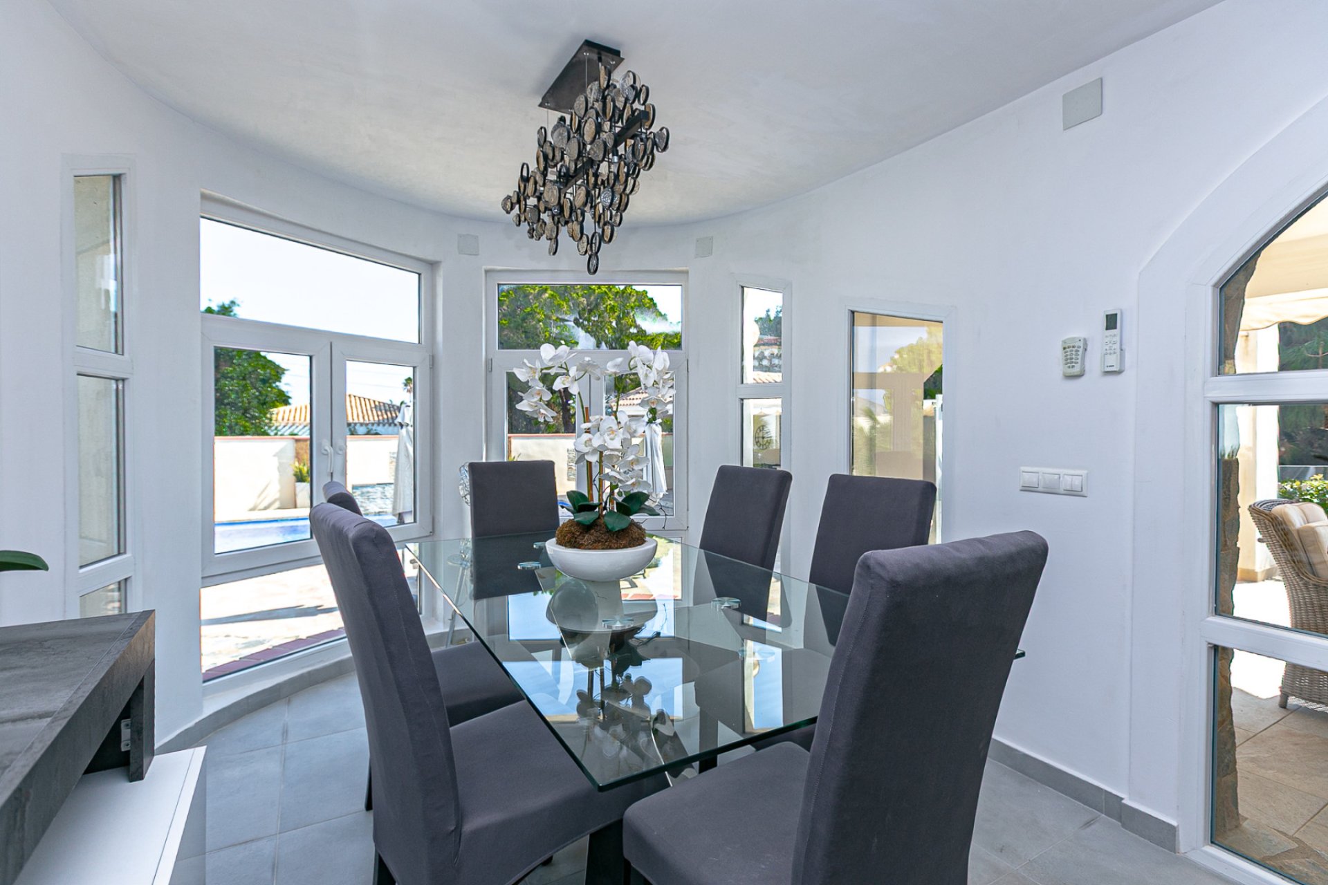 Wiederverkauf - Villa -
Campoamor - Lomas de Don Juan