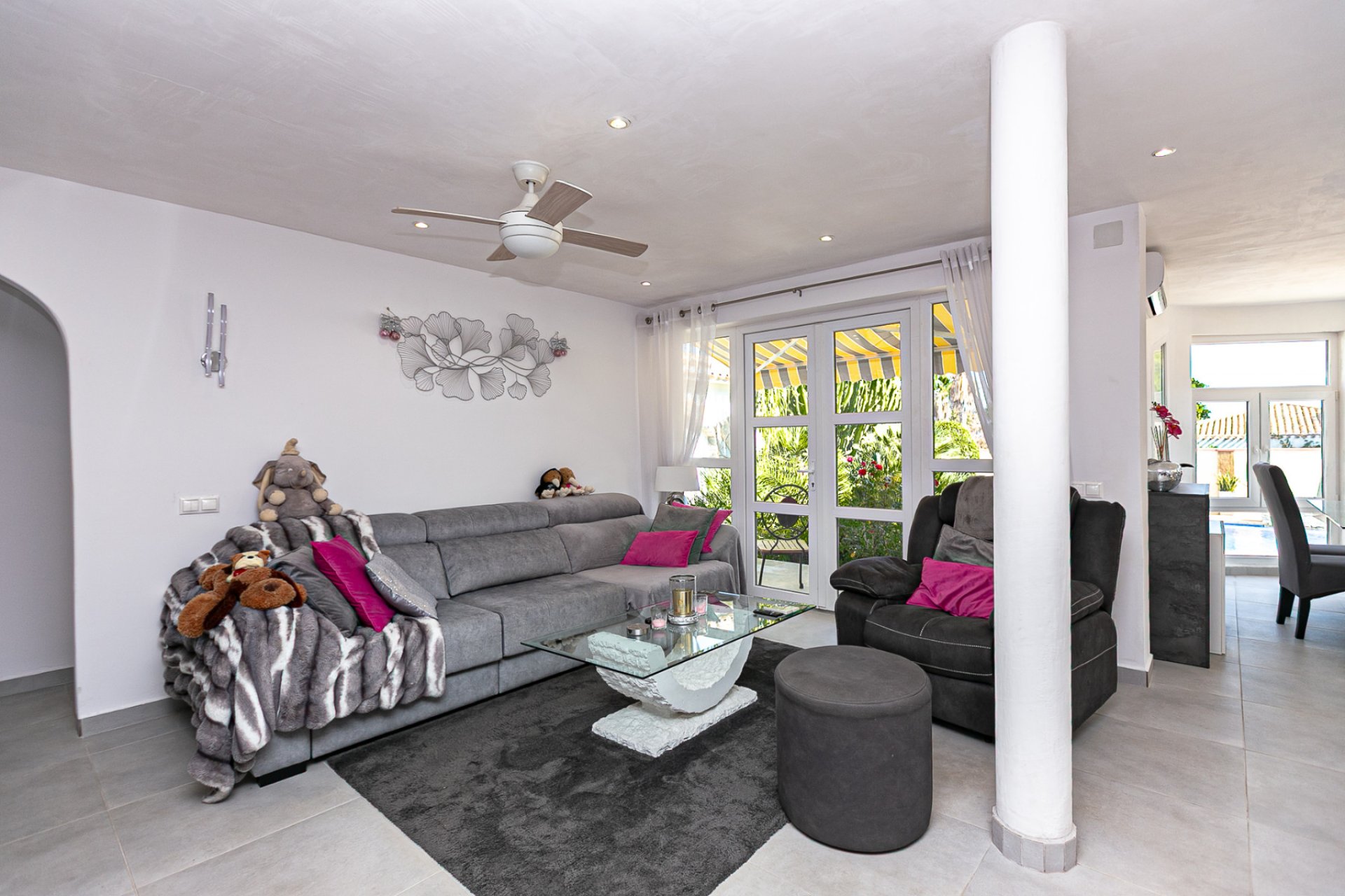 Wiederverkauf - Villa -
Campoamor - Lomas de Don Juan