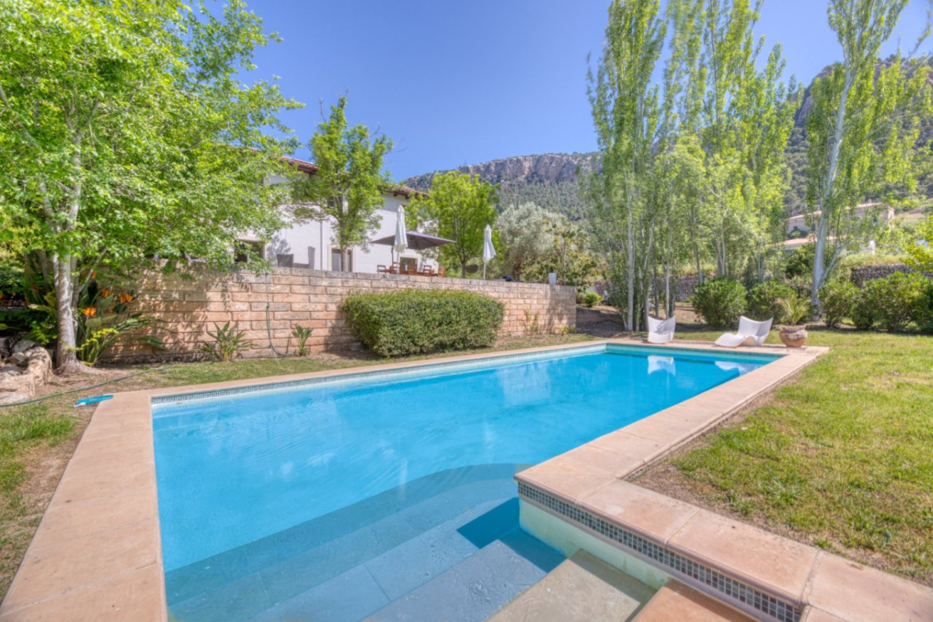 Wiederverkauf - Villa -
Esporlas - Mallorca