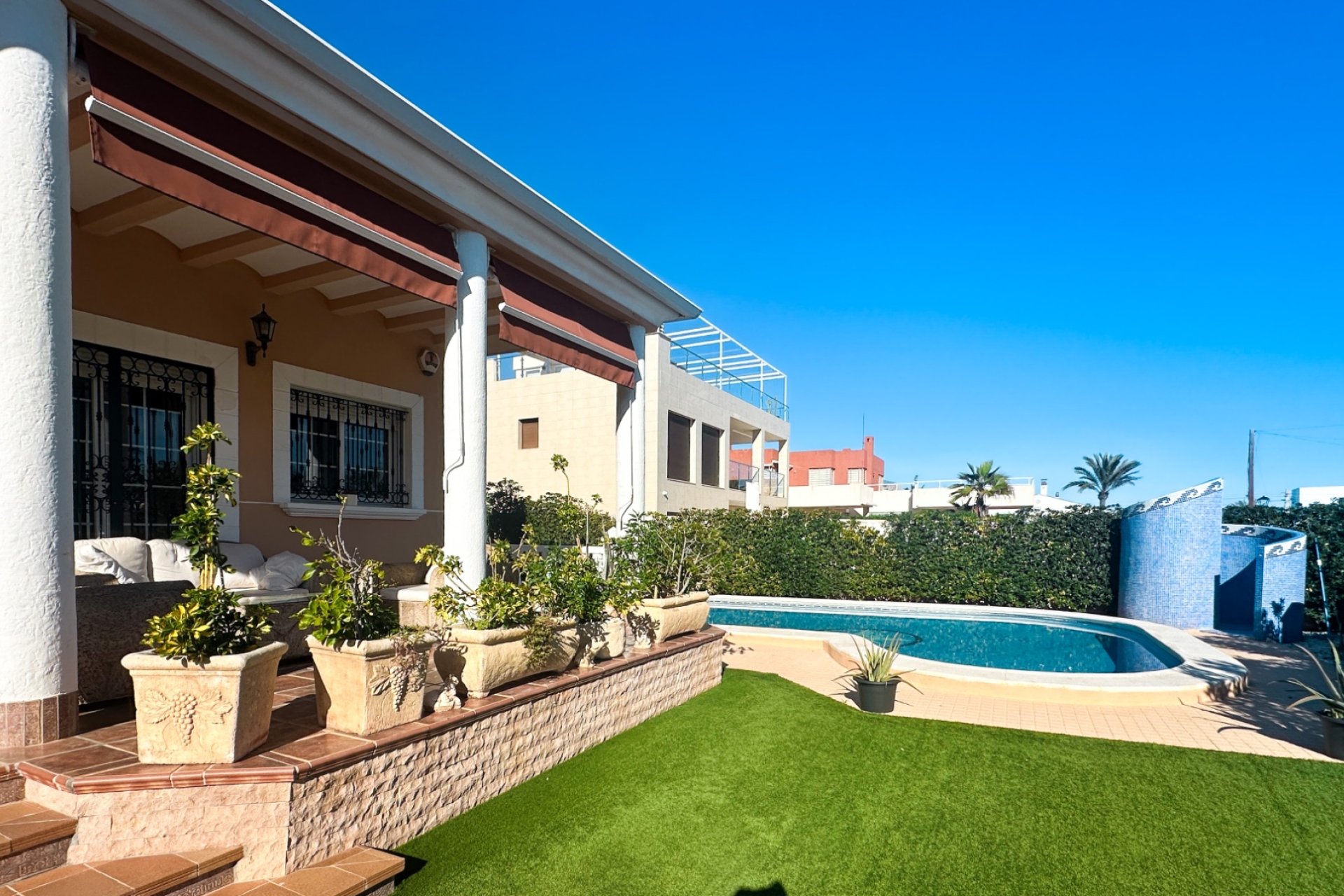Wiederverkauf - Villa -
La Mata