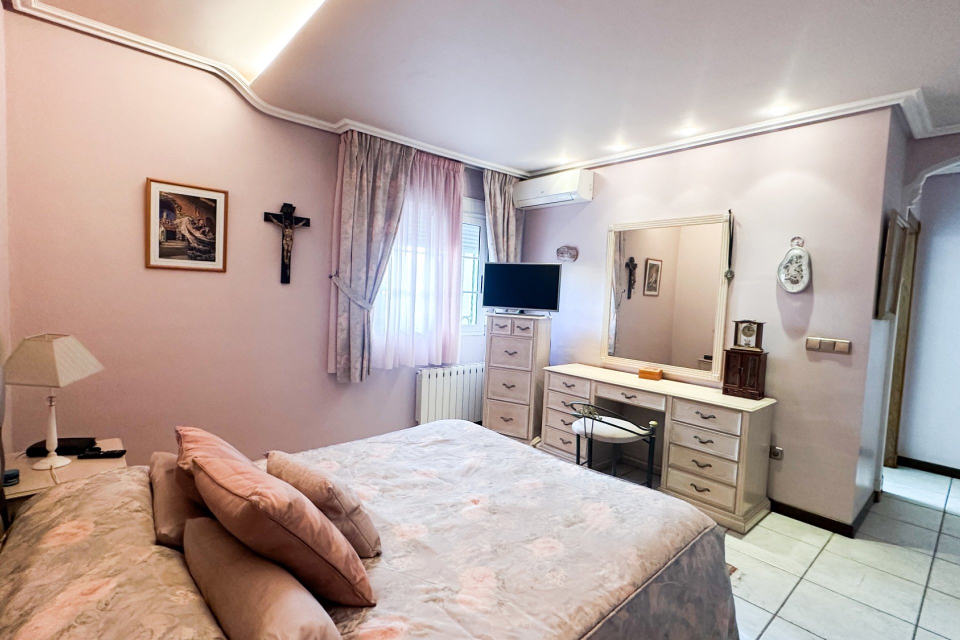 Wiederverkauf - Villa -
La Mata
