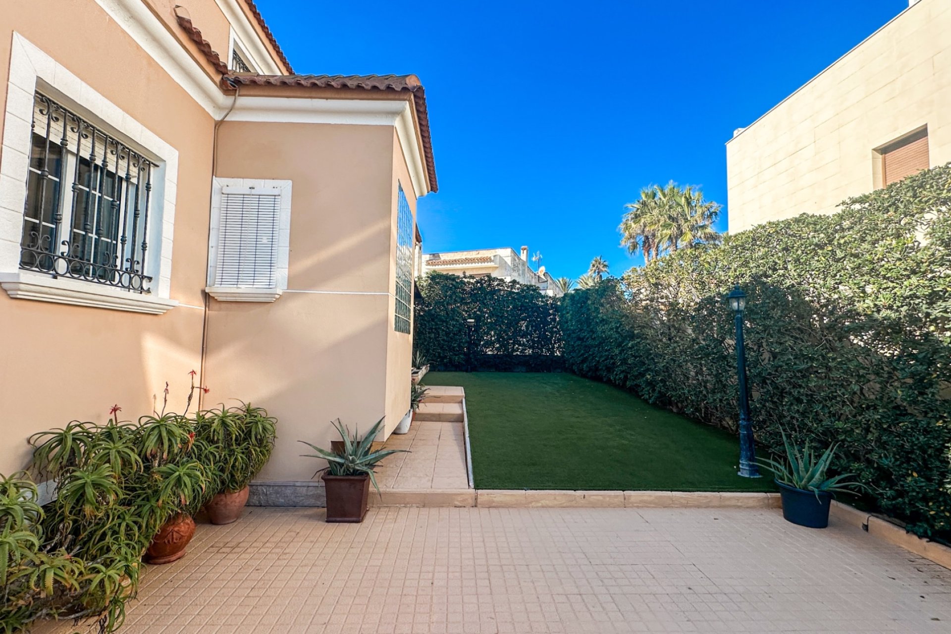 Wiederverkauf - Villa -
La Mata