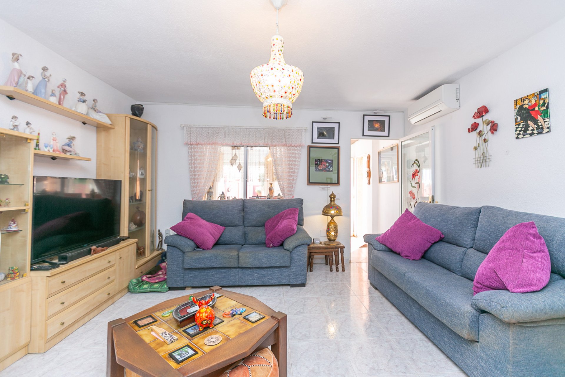 Wiederverkauf - Villa -
Los Balcones - Los Balcones - Los Altos del Edén