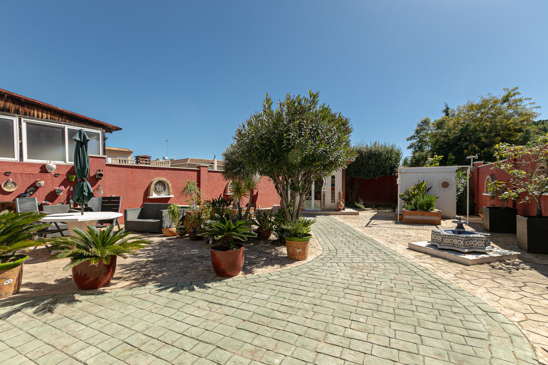 Wiederverkauf - Villa -
Los Balcones - Los Balcones - Los Altos del Edén