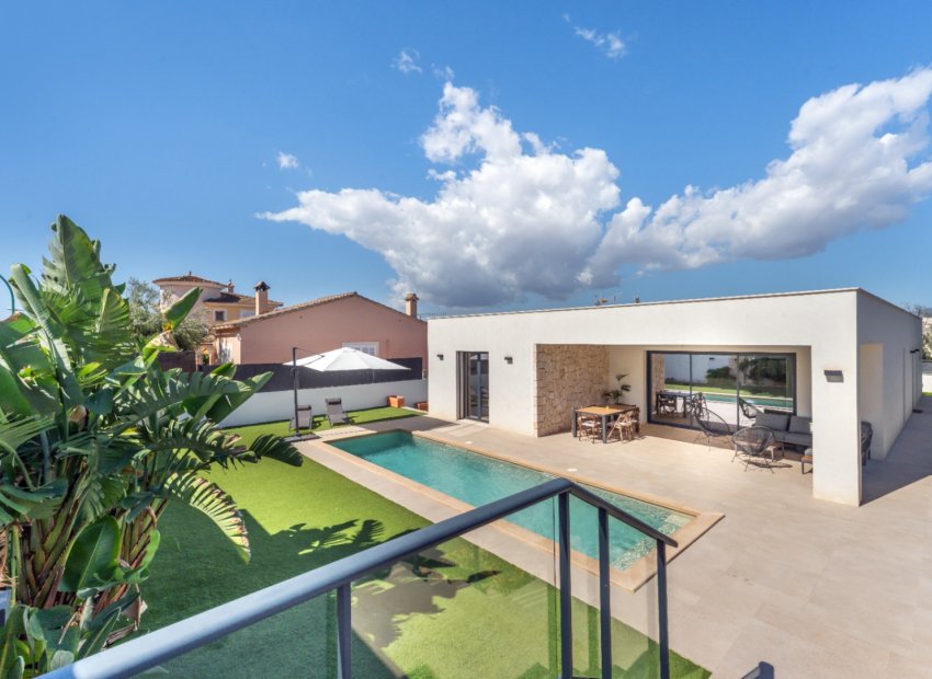 Wiederverkauf - Villa -
Marrachí - Mallorca