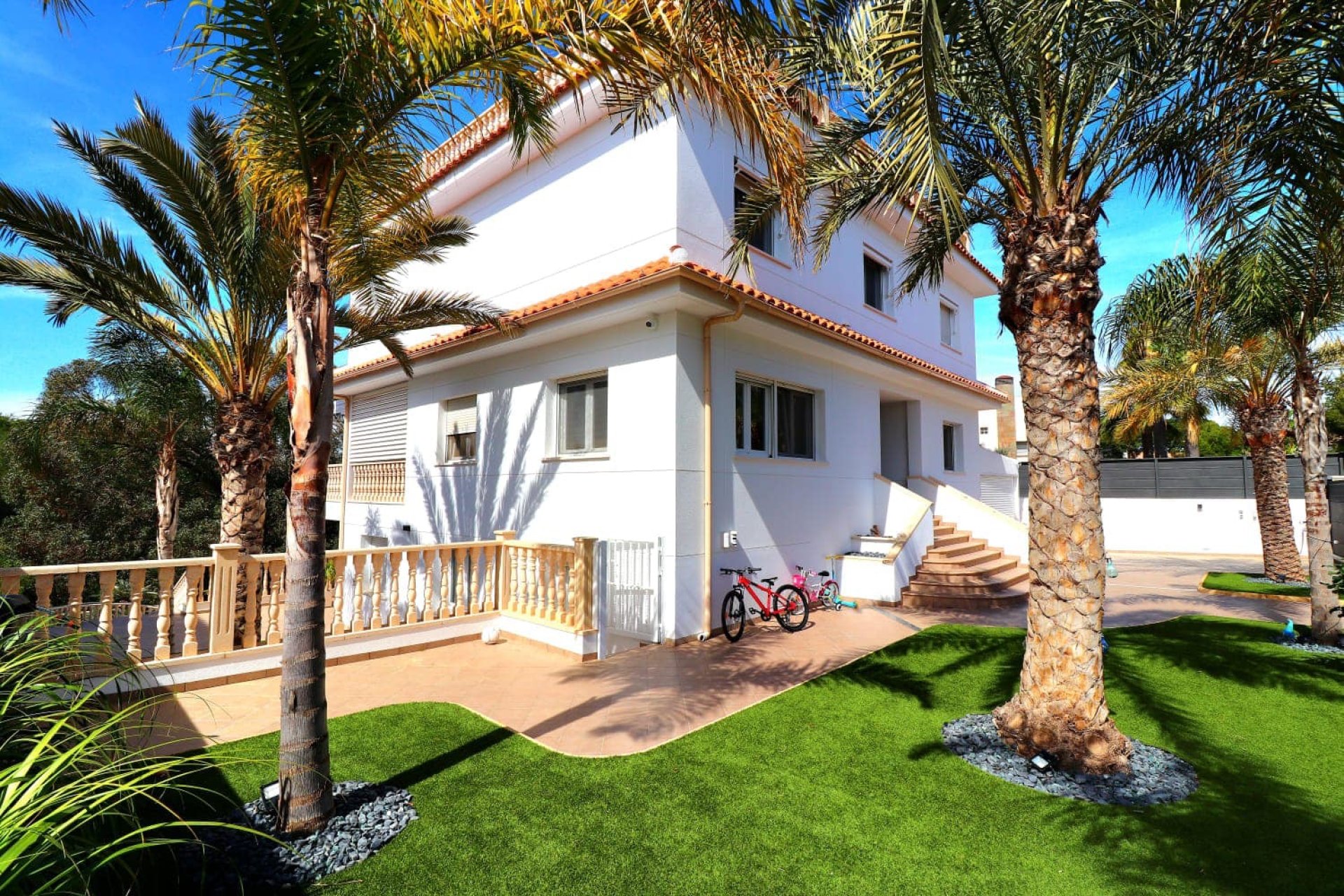 Wiederverkauf - Villa -
Orihuela Costa - Campoamor