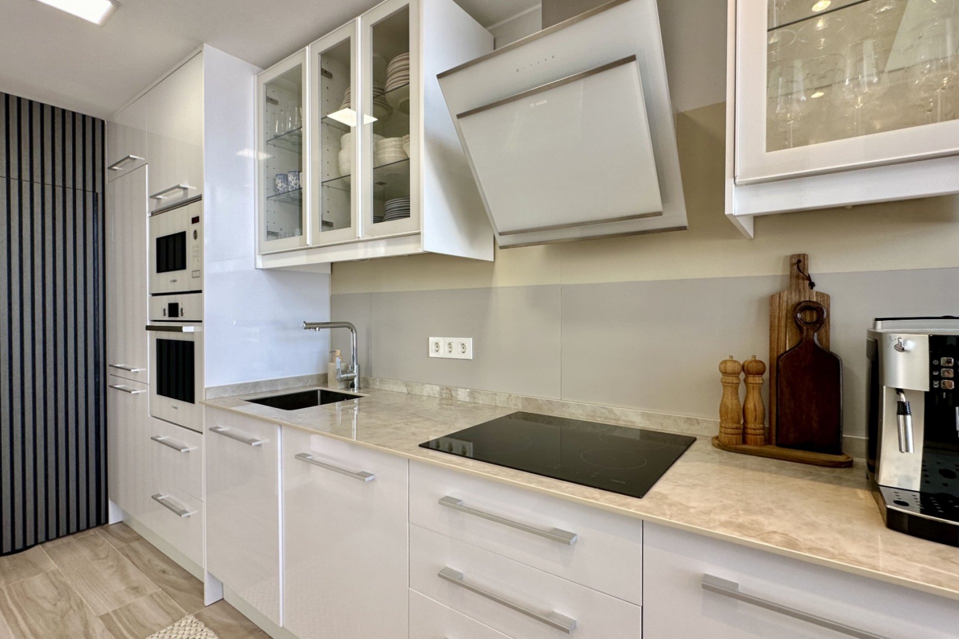 Wiederverkauf - Villa -
Orihuela Costa - Lomas de Cabo Roig