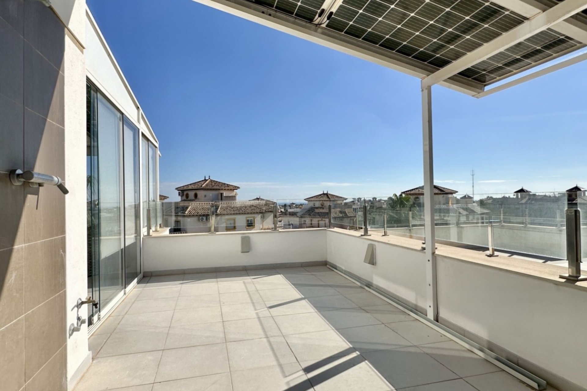 Wiederverkauf - Villa -
Orihuela Costa - Lomas de Cabo Roig