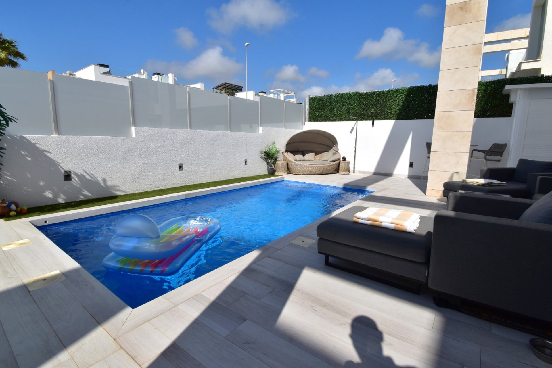 Wiederverkauf - Villa -
Orihuela Costa - Lomas de Cabo Roig