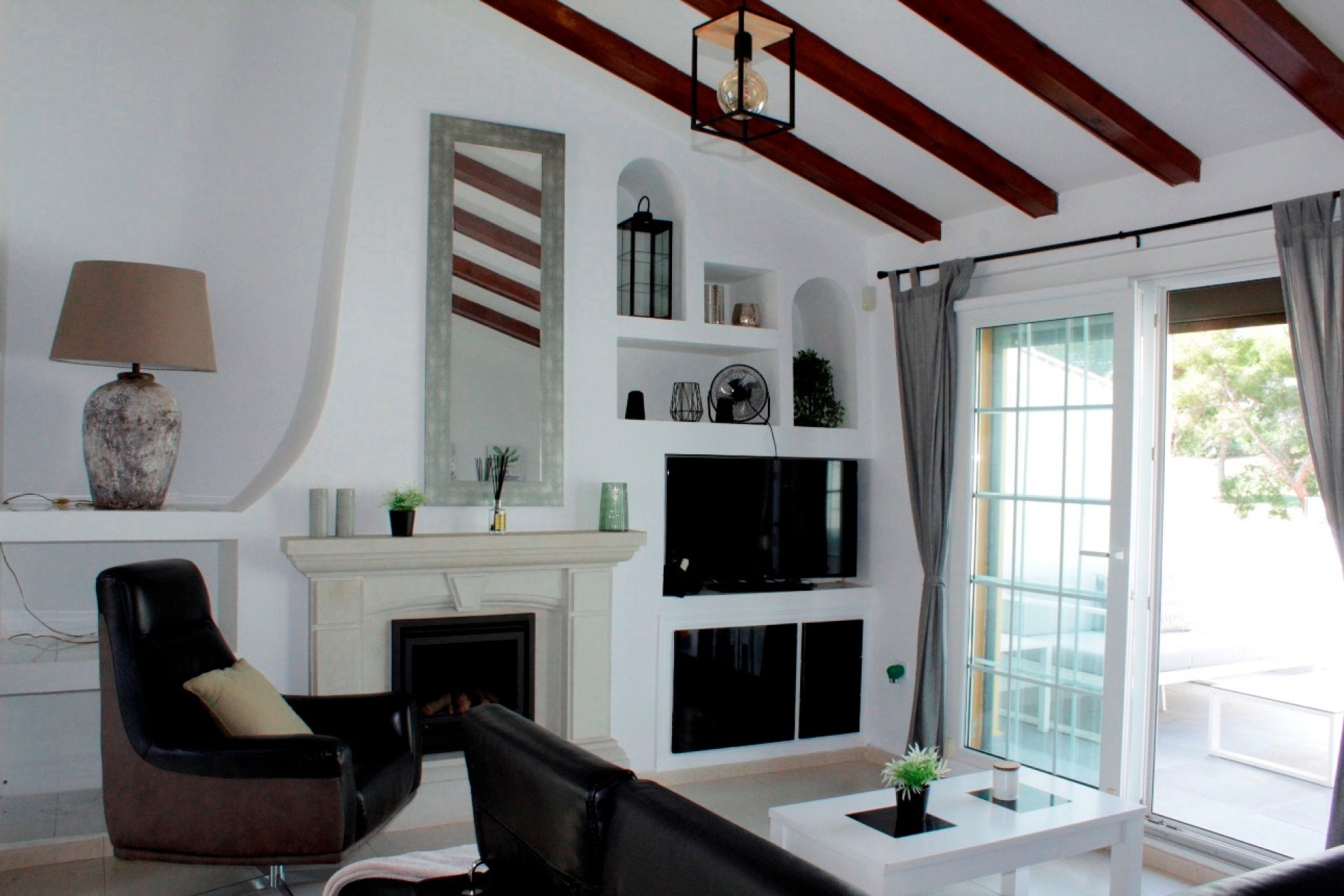 Wiederverkauf - Villa -
Orihuela Costa - Villamartin Fortuna