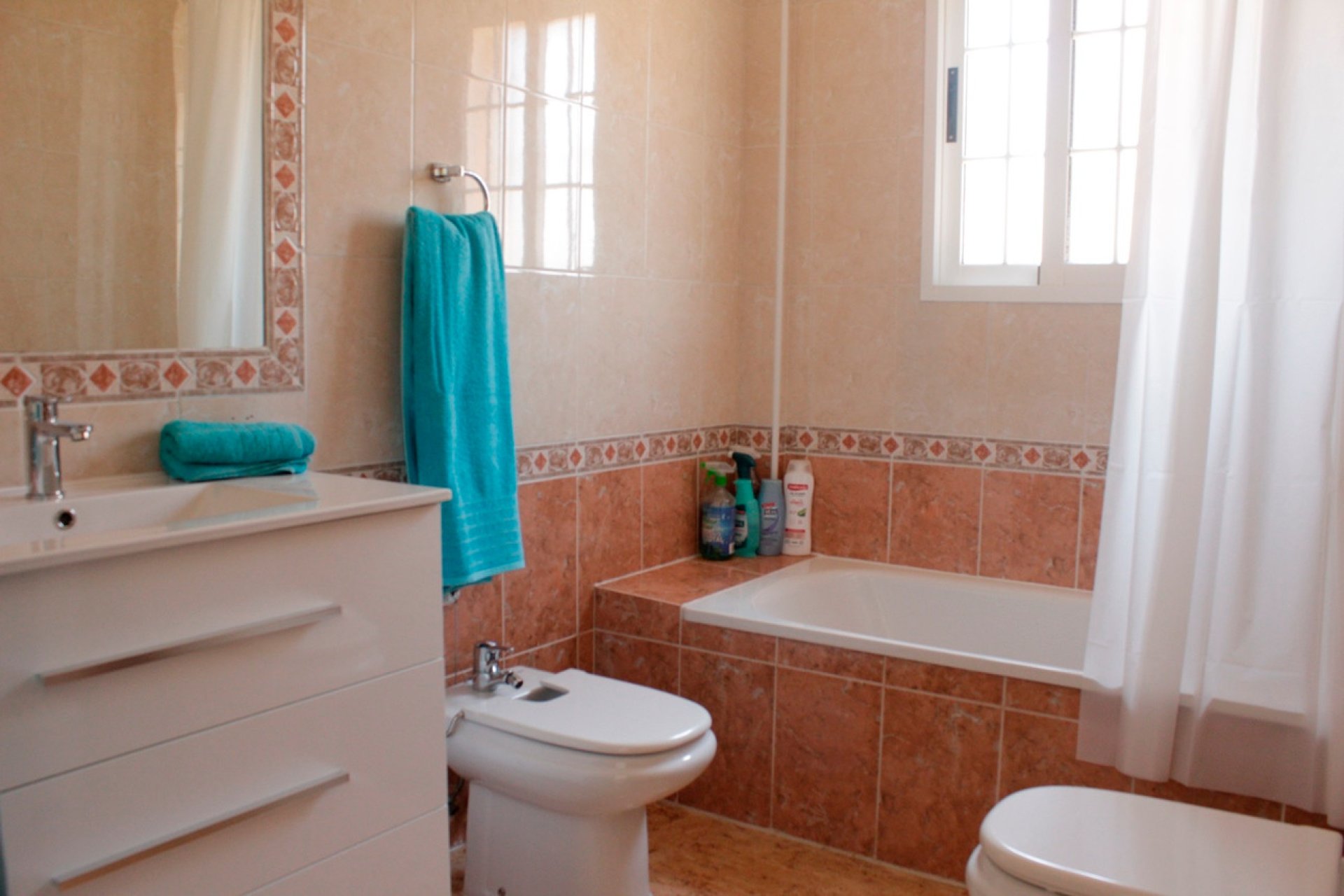 Wiederverkauf - Villa -
Orihuela Costa - Villamartin Los Dolses