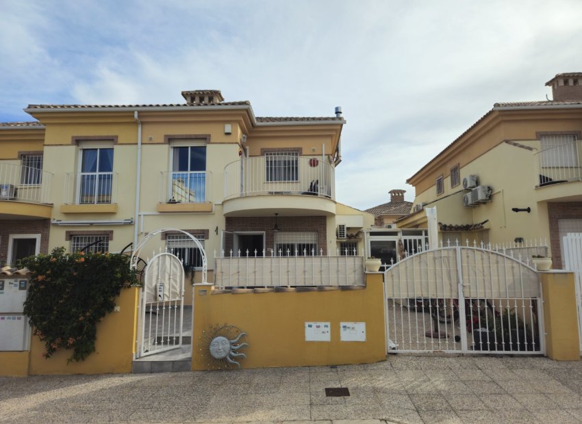 Wiederverkauf - Villa -
Orihuela Costa - Villamartin