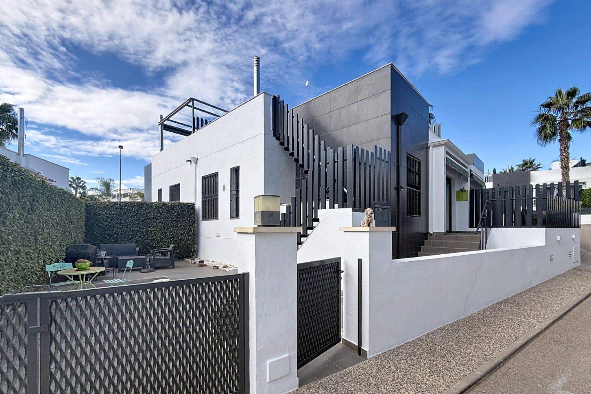 Wiederverkauf - Villa -
Orihuela Costa - Villamartin