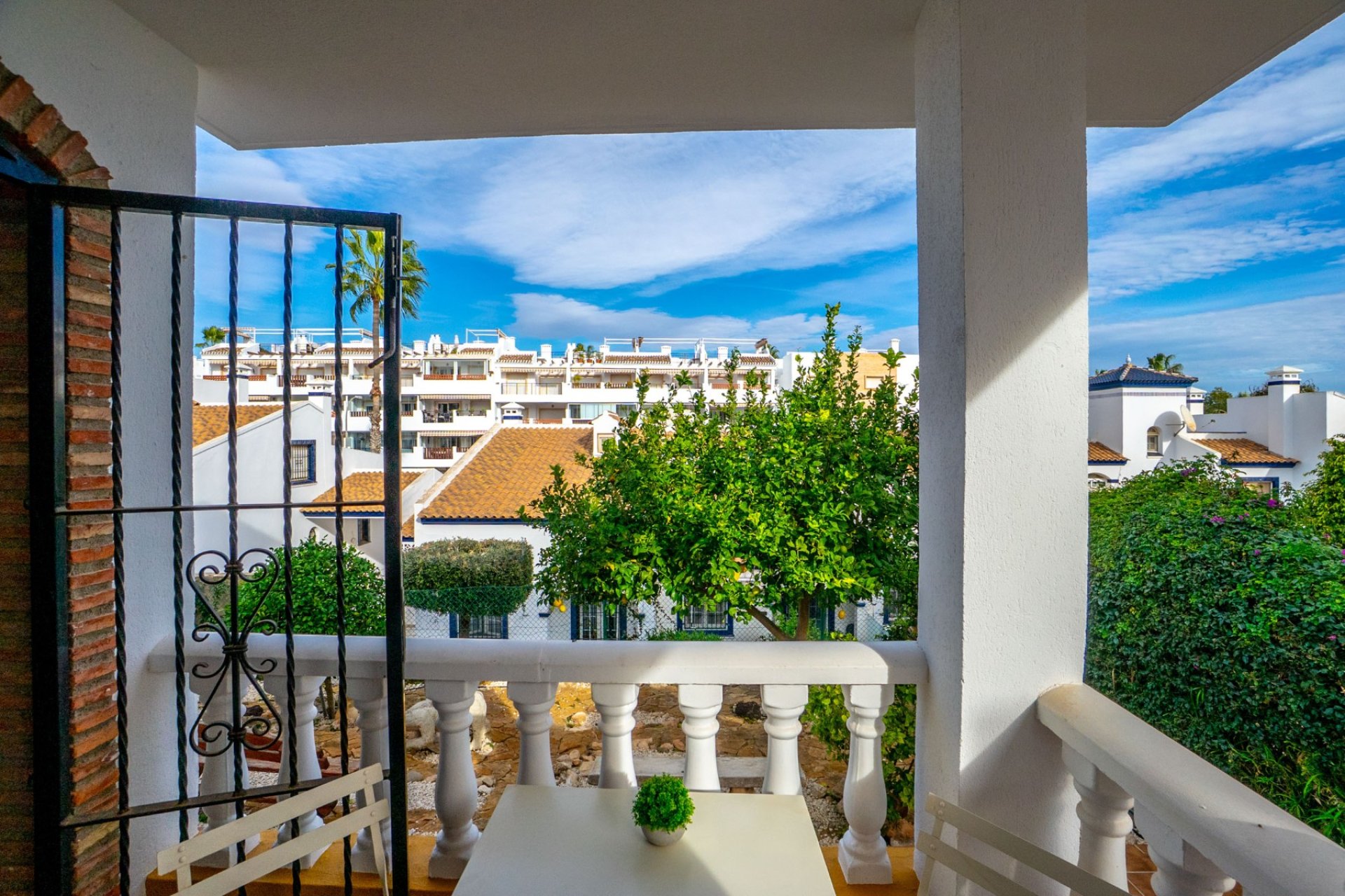 Wiederverkauf - Villa -
Orihuela Costa - Villamartin