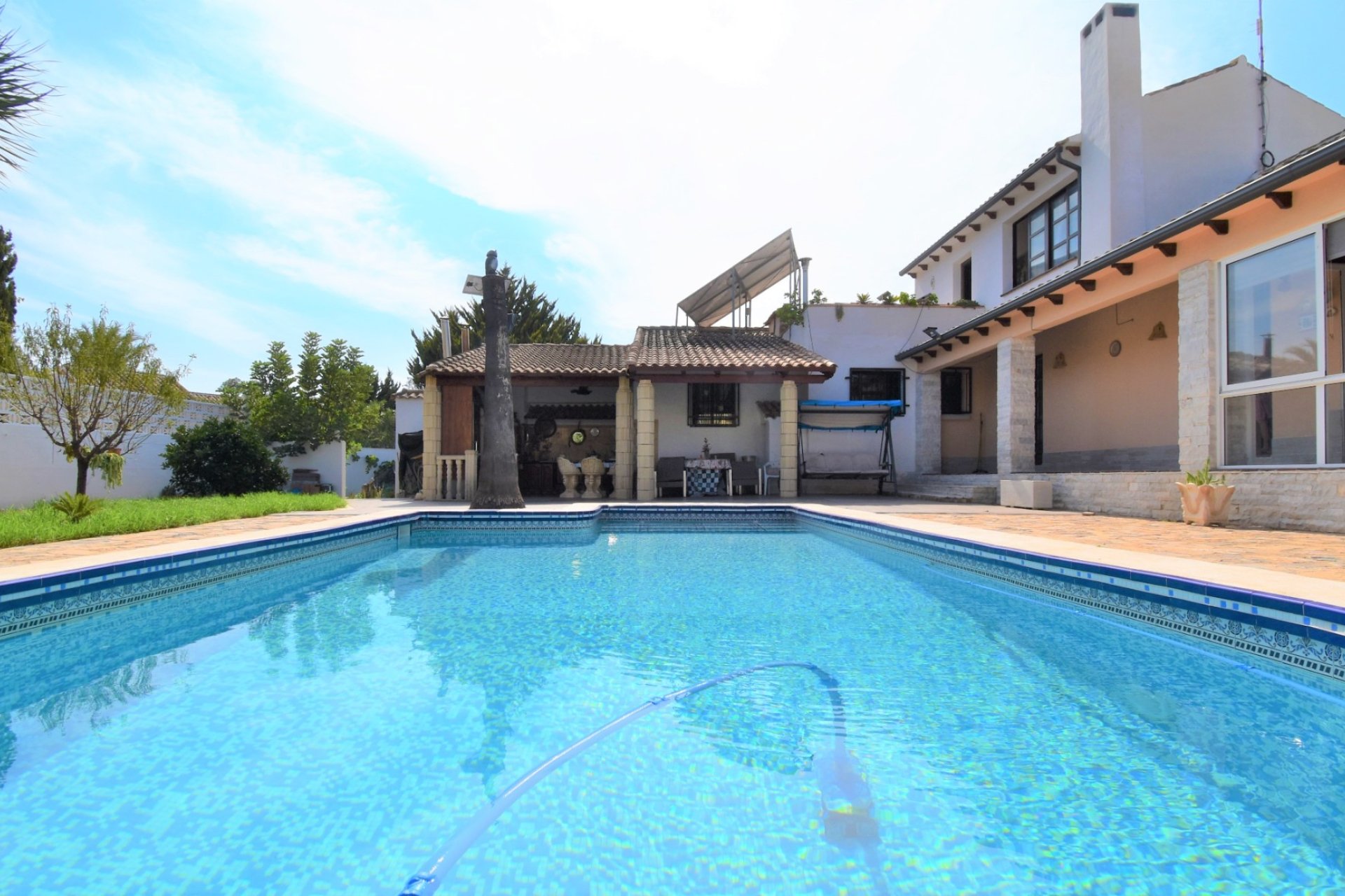 Wiederverkauf - Villa -
Orihuela Costa - Villamartin