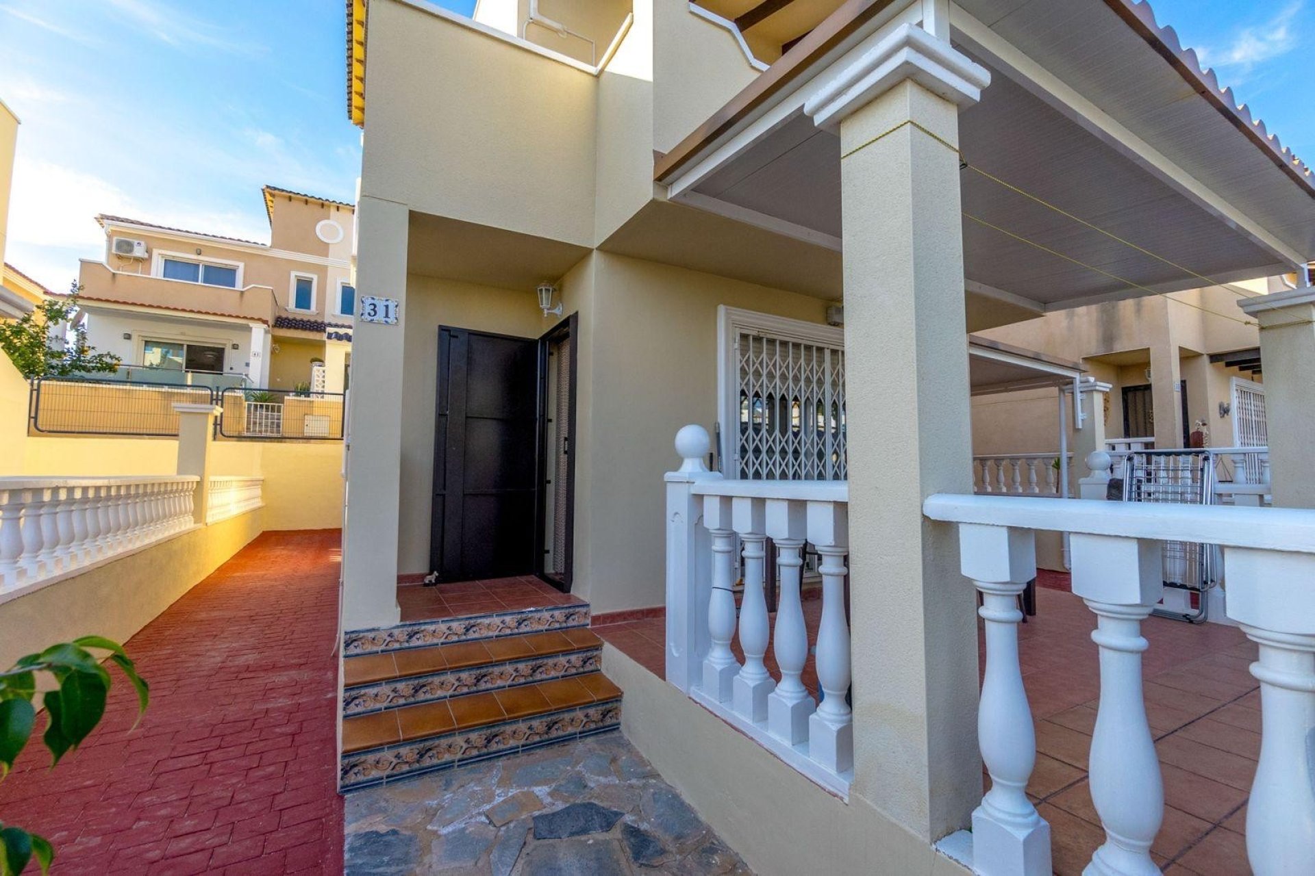 Wiederverkauf - Villa -
Orihuela Costa - Villamartin