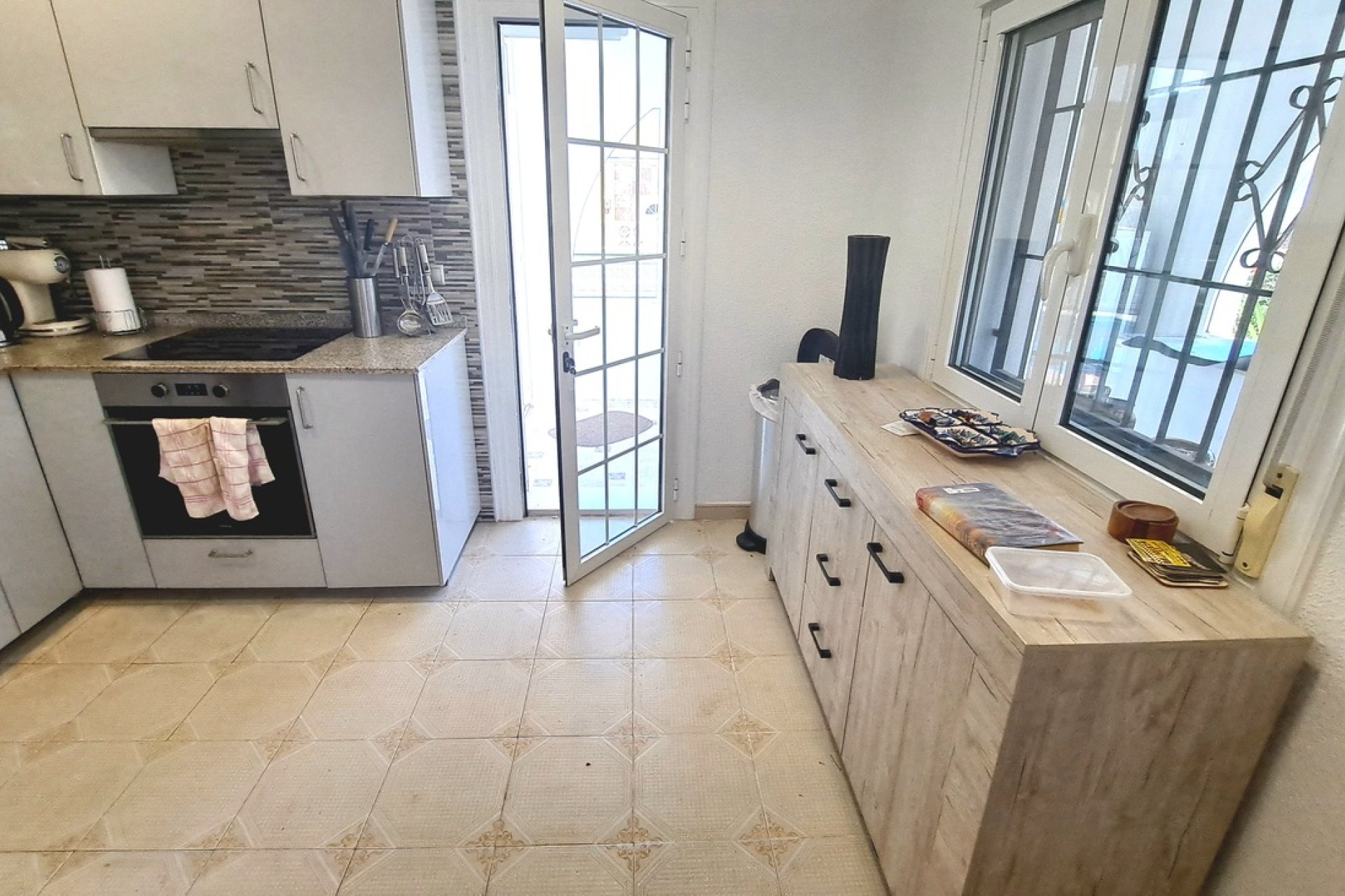 Wiederverkauf - Villa -
Orihuela Costa - Villamartin