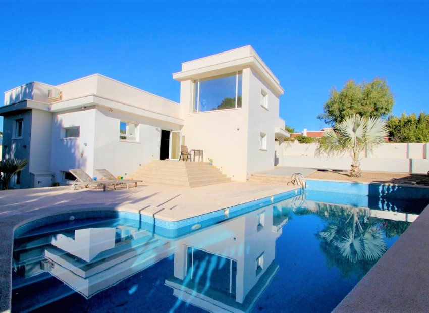 Wiederverkauf - Villa -
Rojales - Ciudad Quesada