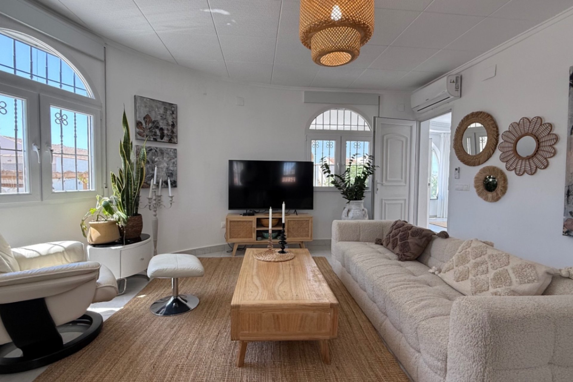 Wiederverkauf - Villa -
Torrevieja - Costa Blanca Sur