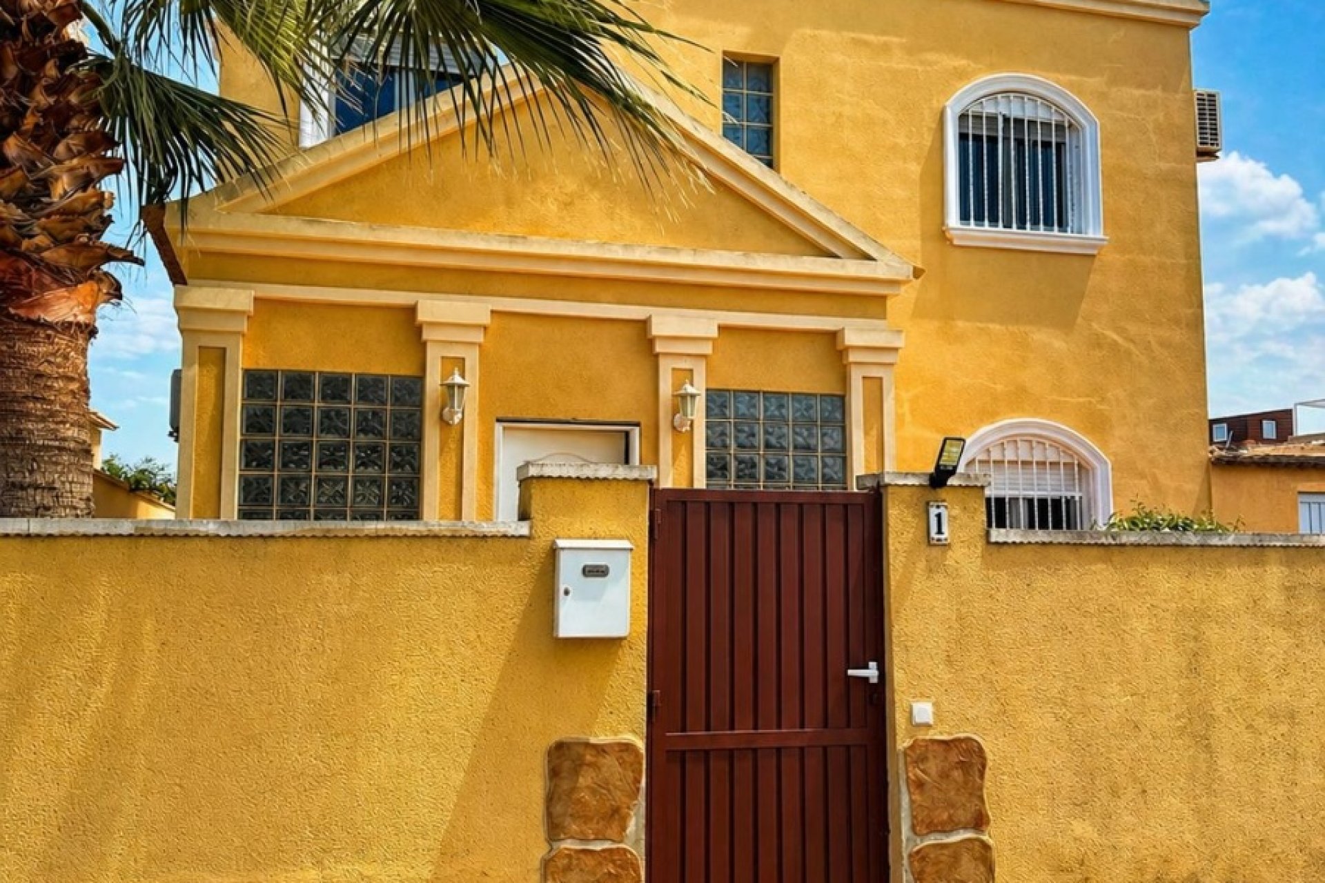 Wiederverkauf - Villa -
Torrevieja - Nueva Torrevieja - Aguas Nuevas