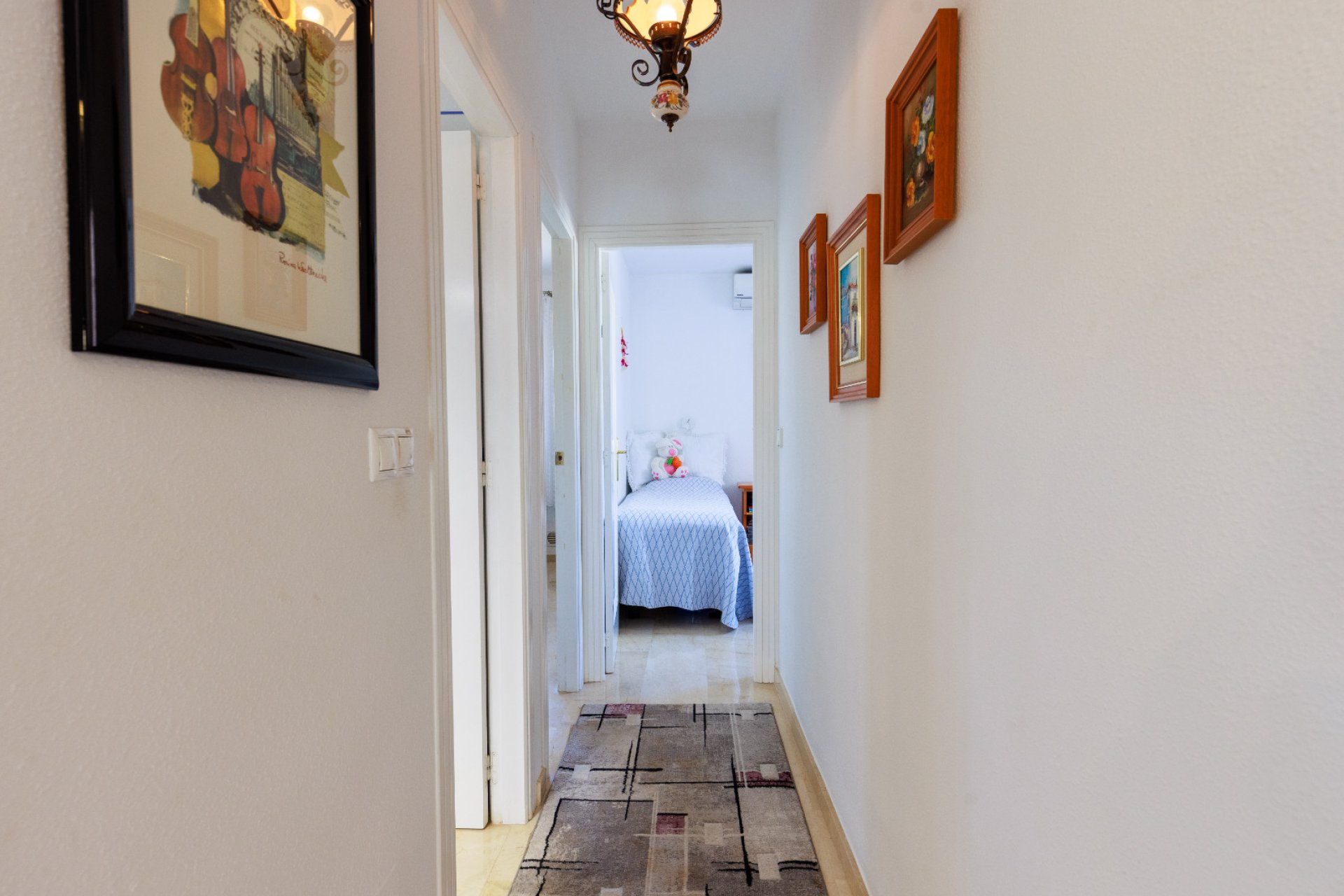 Wiederverkauf - Villa -
Villamartín - La Rioja