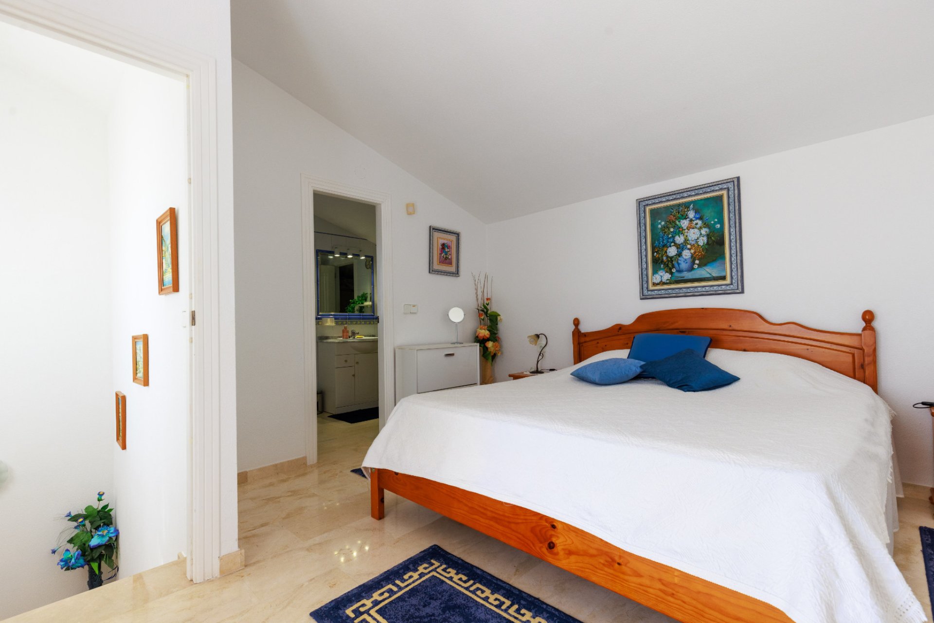 Wiederverkauf - Villa -
Villamartín - La Rioja