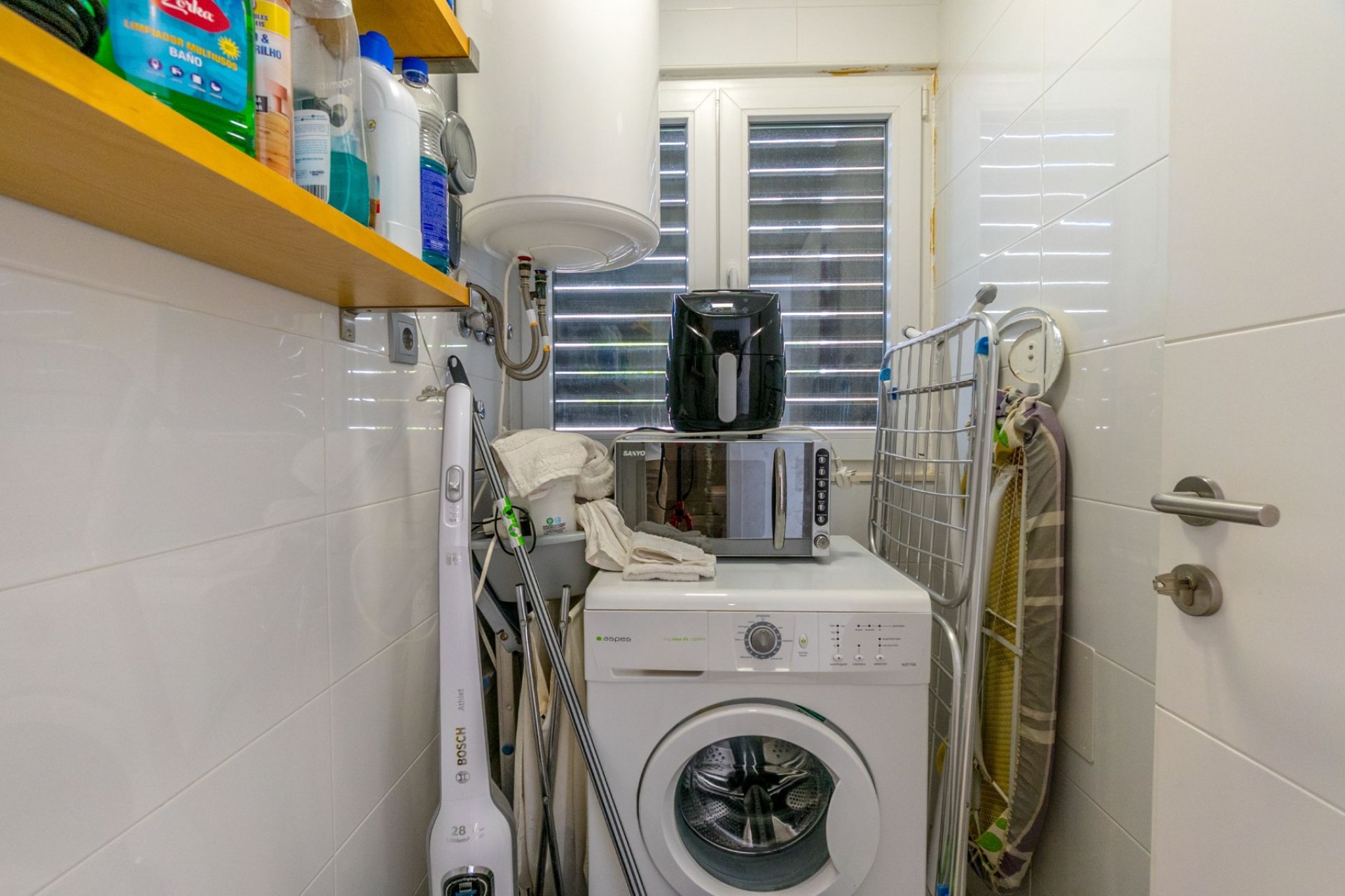 Wiederverkauf - Villa -
Villamartín - Los Dolses