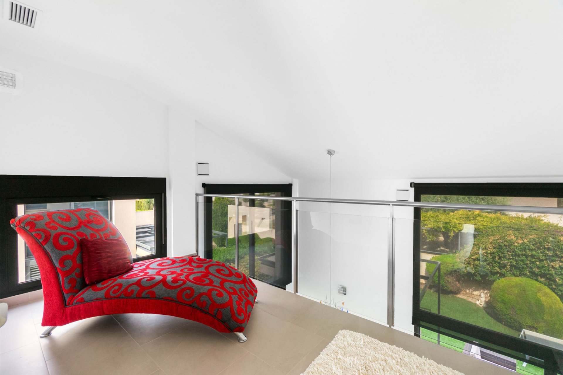 Wiederverkauf - Villa -
Villamartín - Los Dolses