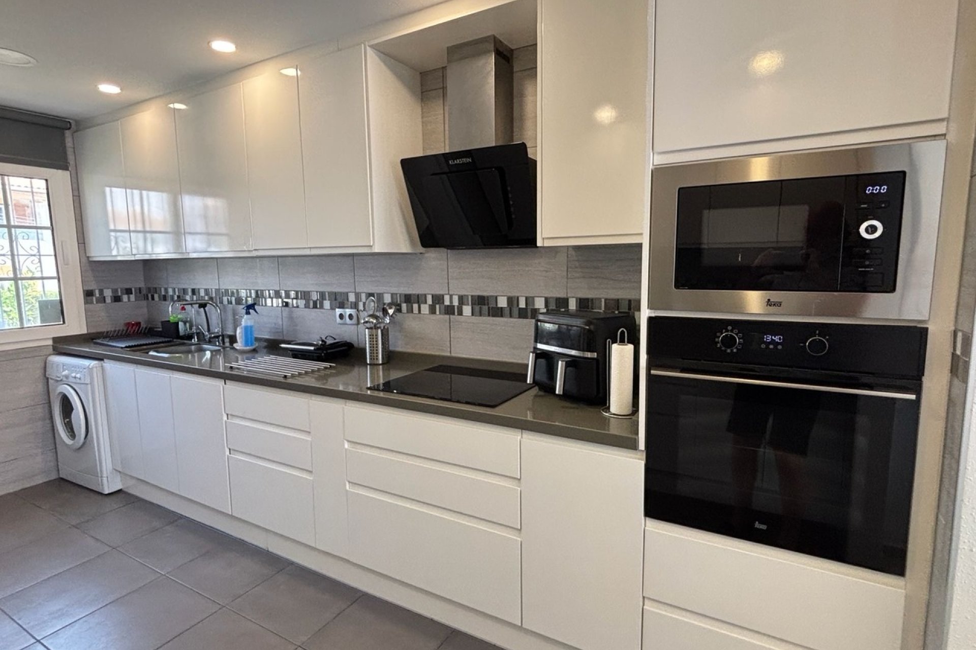 Wiederverkauf - Villa -
Villamartín - Villamartin, Orihuela Costa