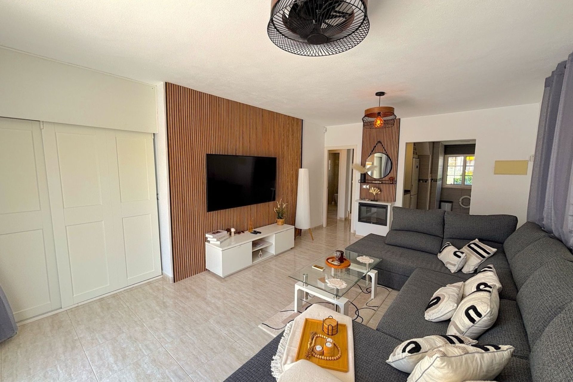 Wiederverkauf - Villa -
Villamartín - Villamartin, Orihuela Costa