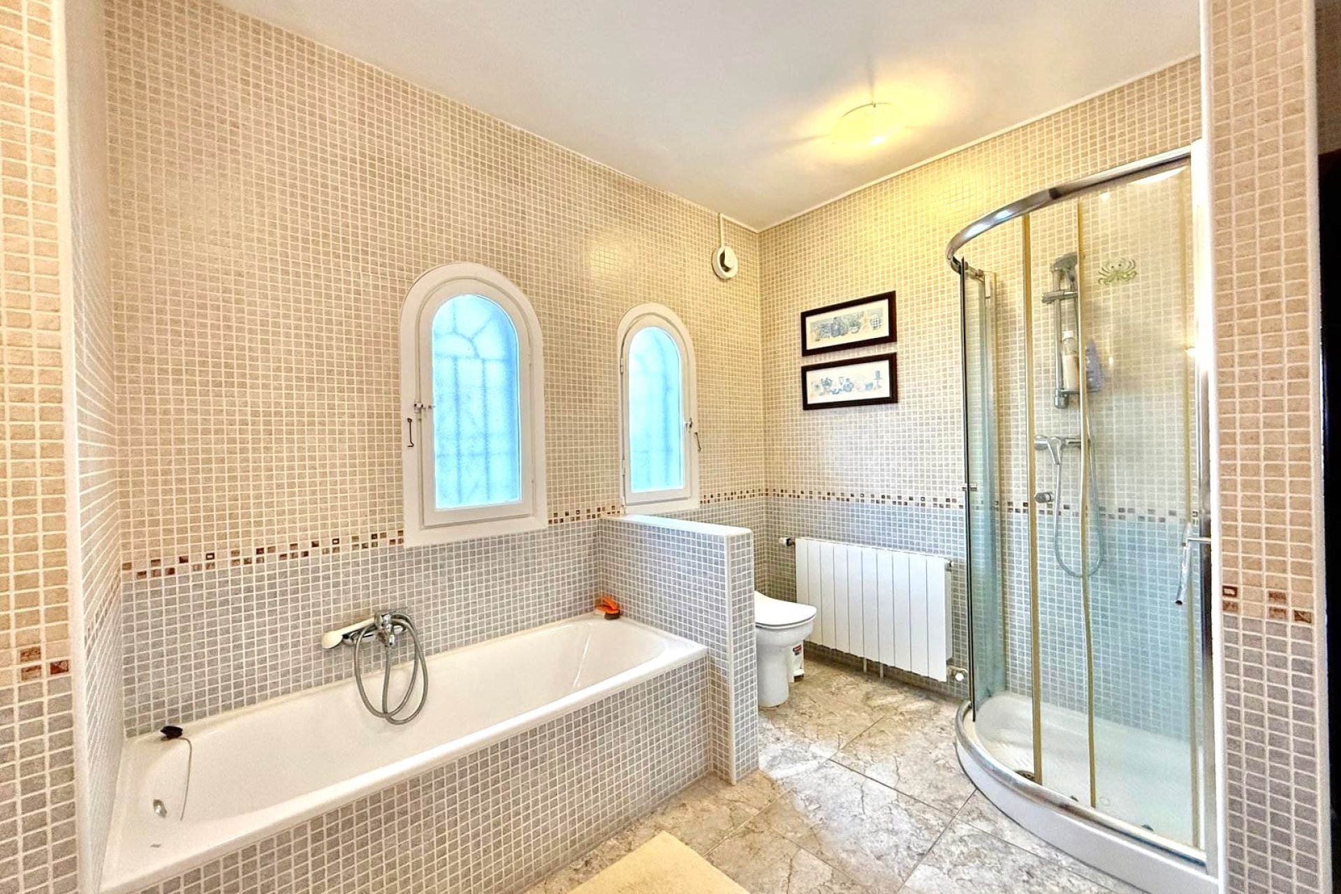 Wiederverkauf - Villa -
Villamartín - Villamartin