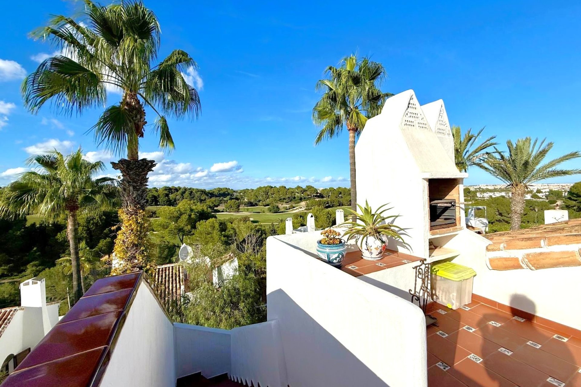 Wiederverkauf - Villa -
Villamartín - Villamartin