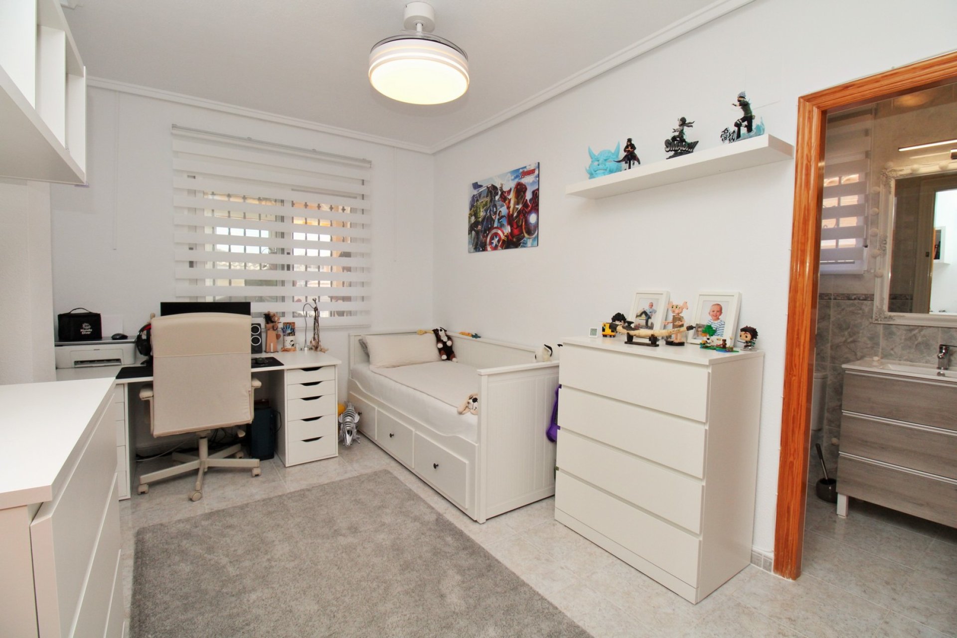 Wiederverkauf - Villa -
Villamartín - Villamartin