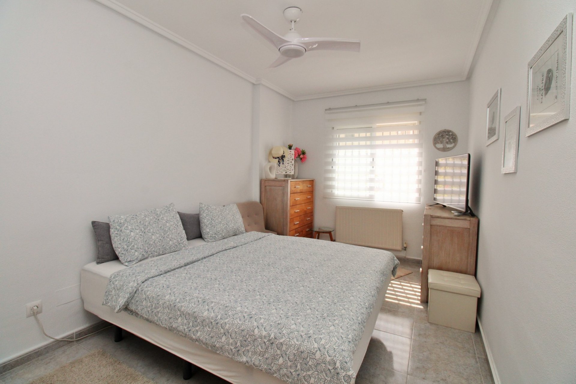 Wiederverkauf - Villa -
Villamartín - Villamartin