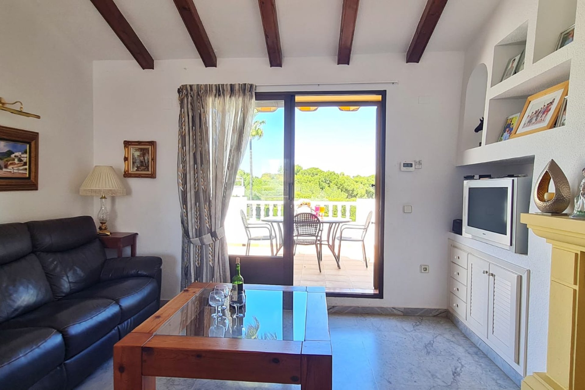 Wiederverkauf - Villa -
Villamartín - Villamartin