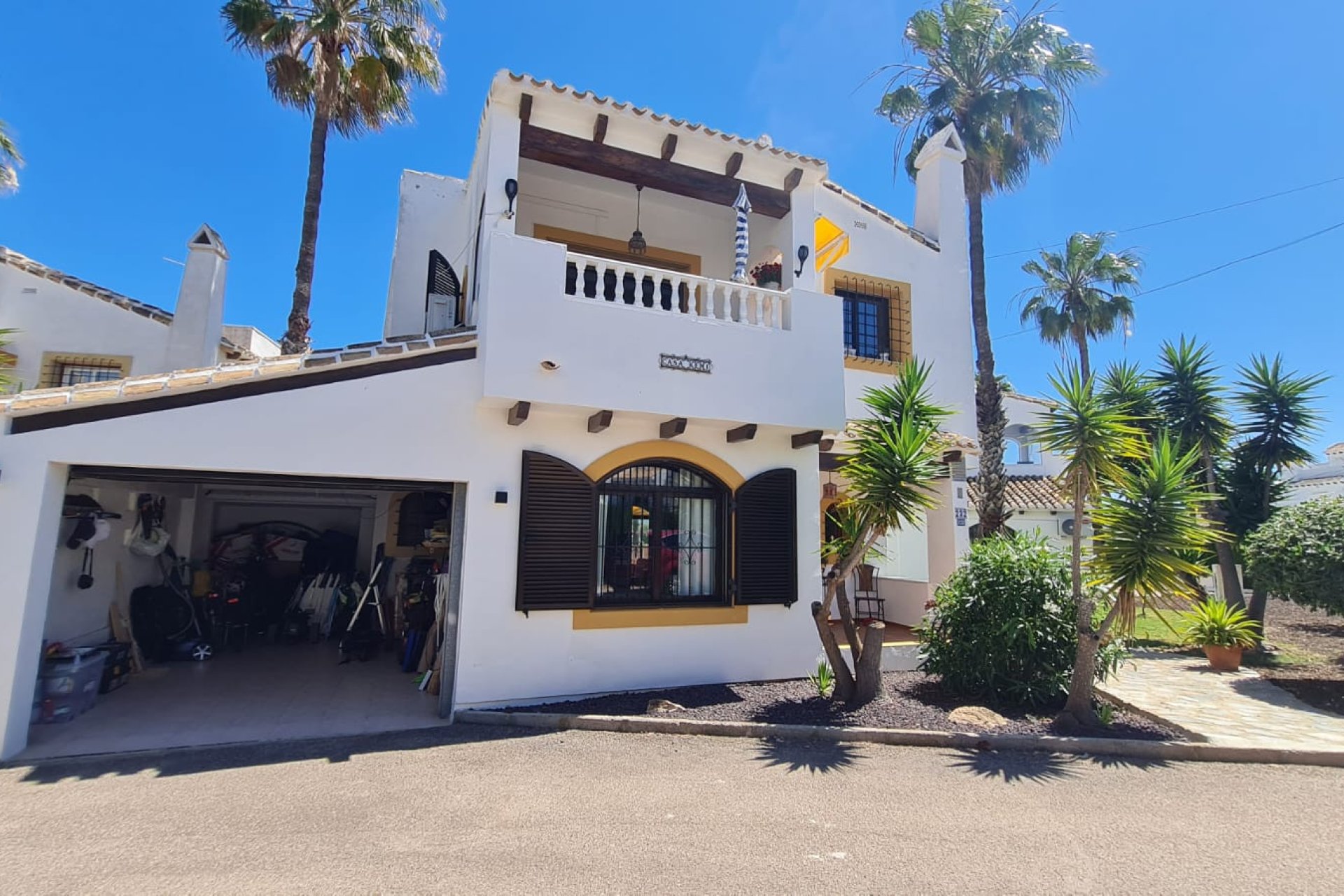 Wiederverkauf - Villa -
Villamartín - Villamartin