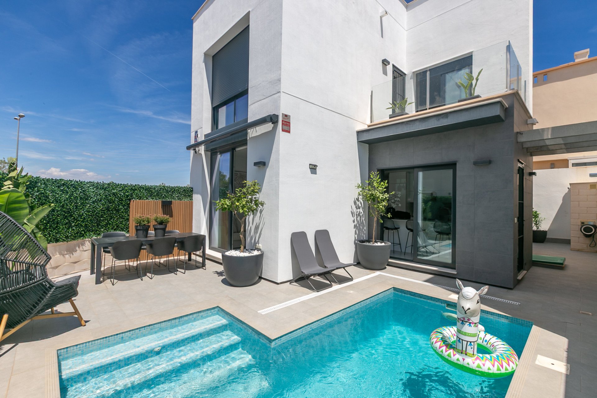 Wiederverkauf - Villa -
Villamartín - Villamartin