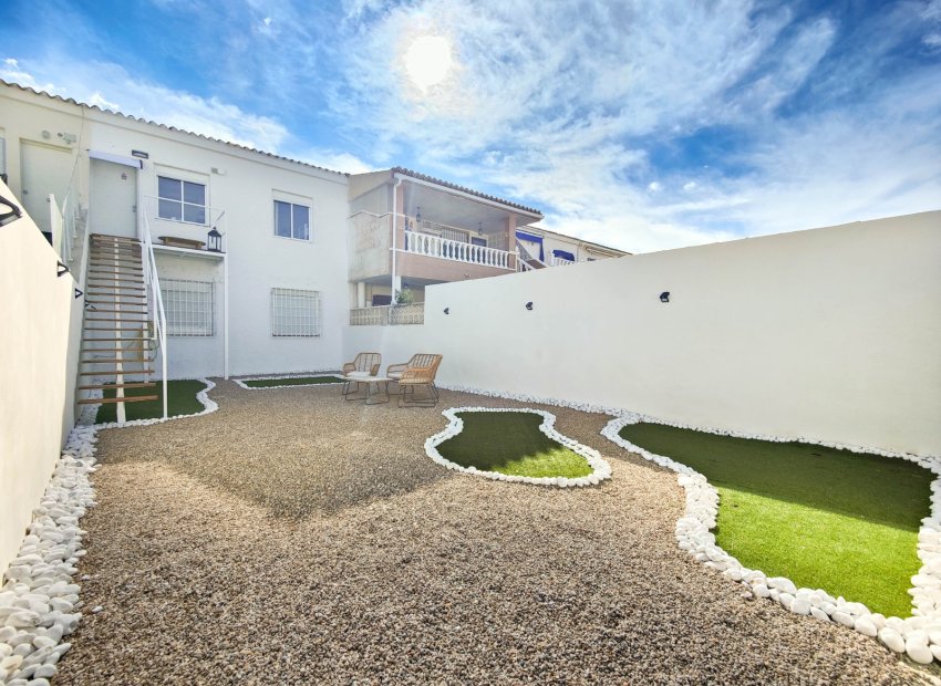 Wiederverkauf - Wohnung -
Orihuela Costa - Cabo Roig