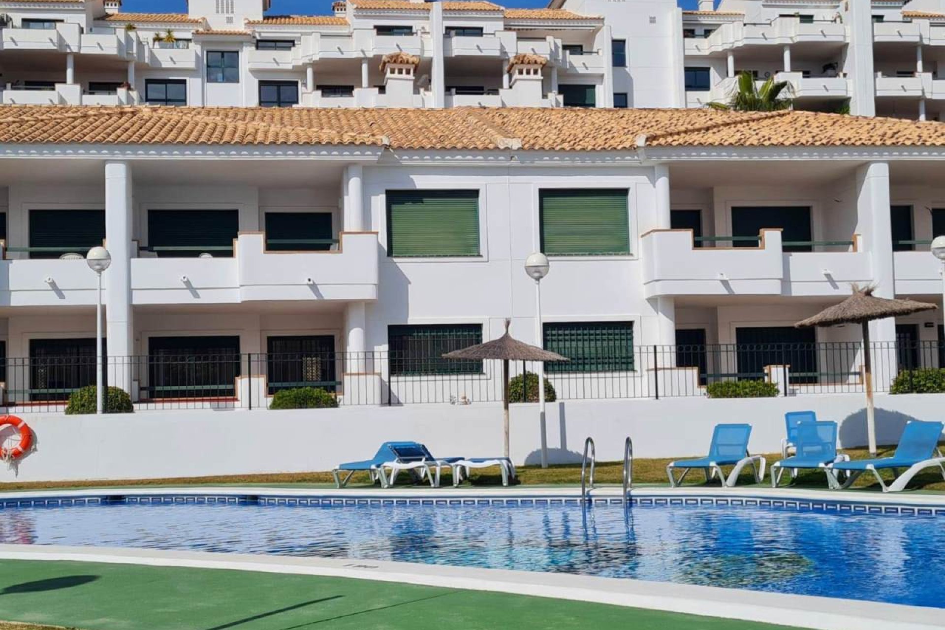 Wiederverkauf - Wohnung -
Orihuela Costa - Campoamor Golf