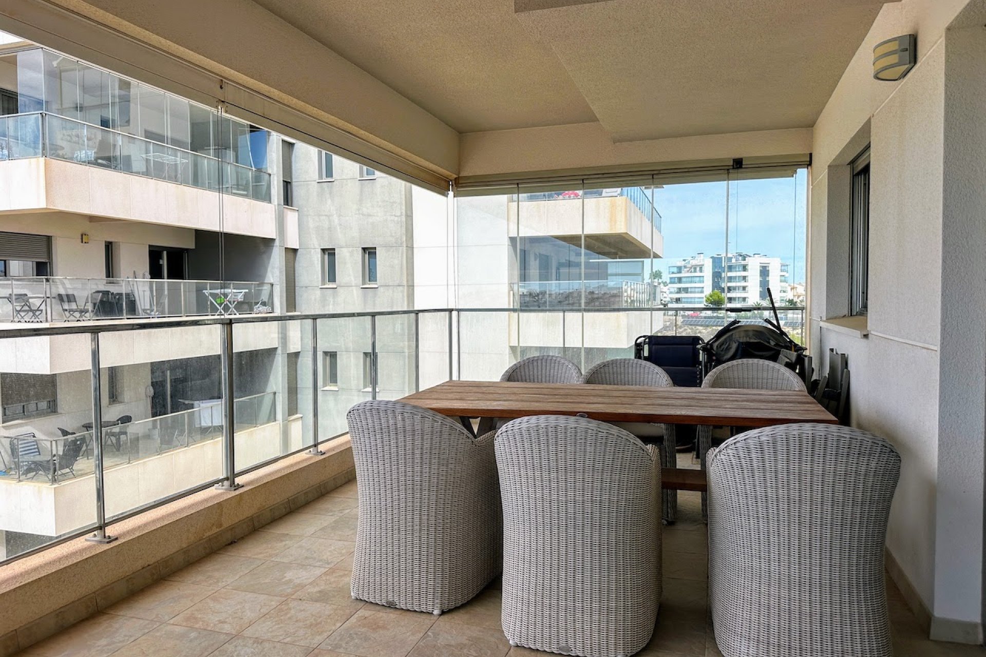 Wiederverkauf - Wohnung -
Orihuela Costa - La Zenia