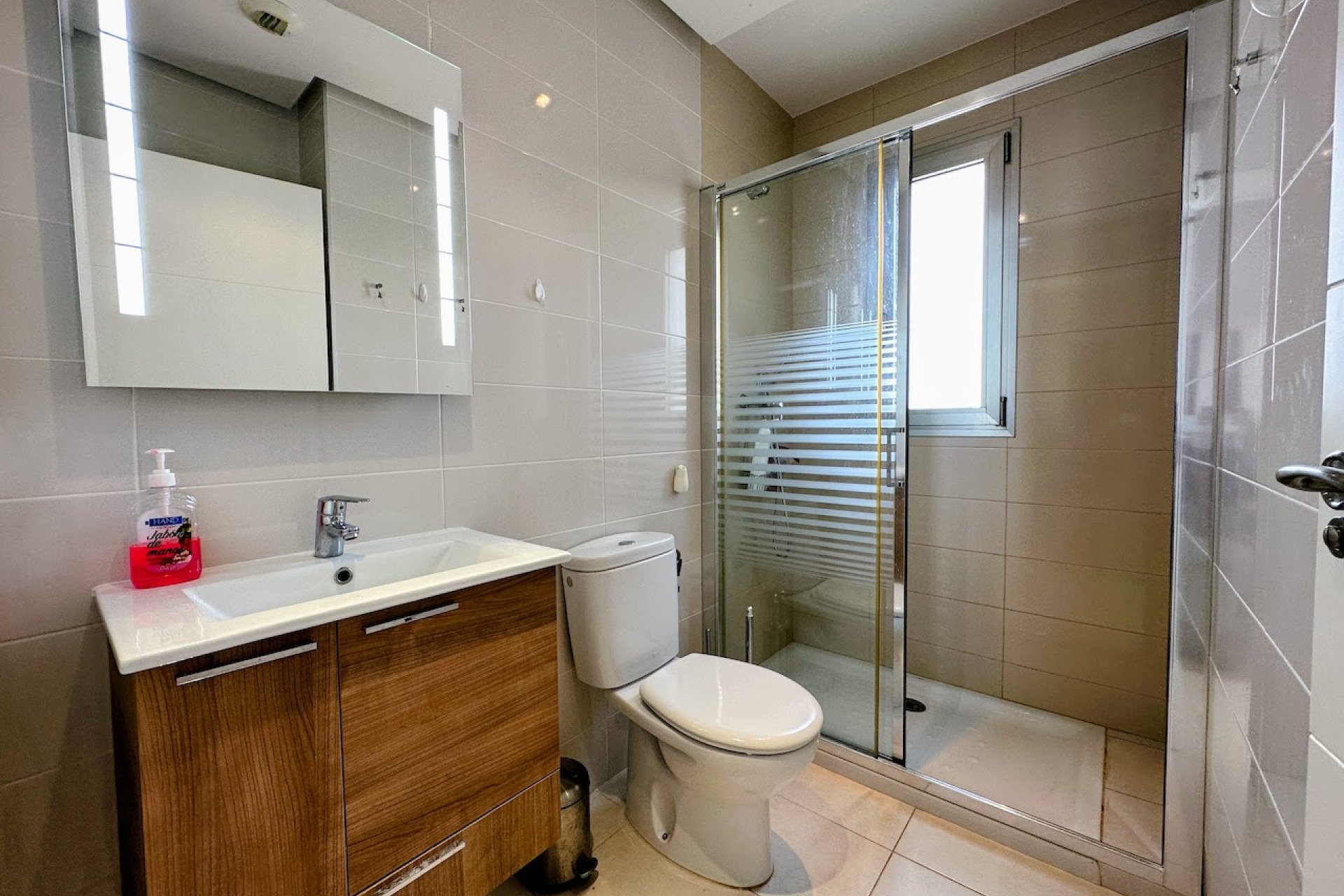 Wiederverkauf - Wohnung -
Orihuela Costa - La Zenia