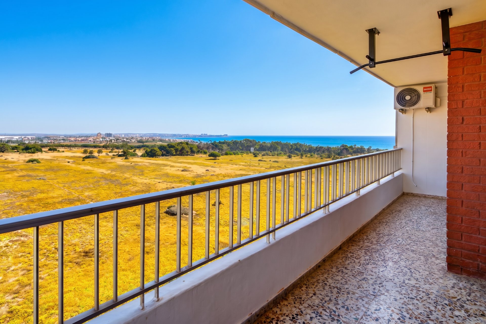 Wiederverkauf - Wohnung -
Orihuela Costa - Punta Prima