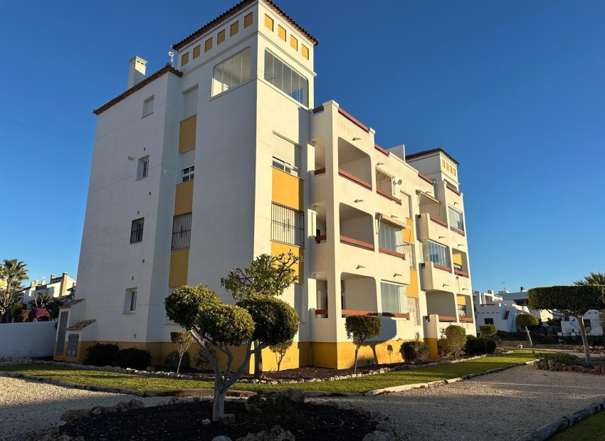 Wiederverkauf - Wohnung -
Orihuela Costa - Villamartín