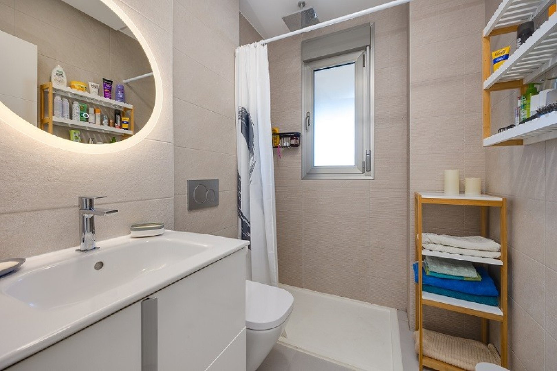 Wiederverkauf - Wohnung -
Orihuela Costa - Villamartin