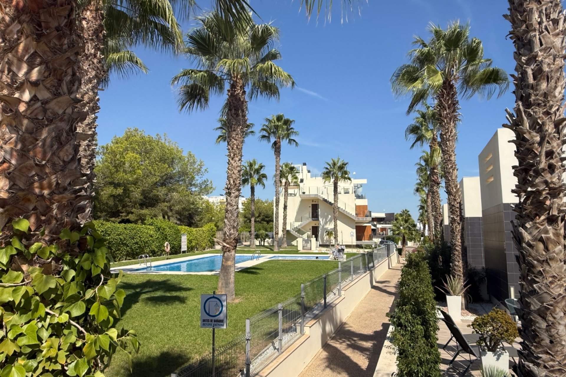 Wiederverkauf - Wohnung -
Orihuela Costa - Villamartin